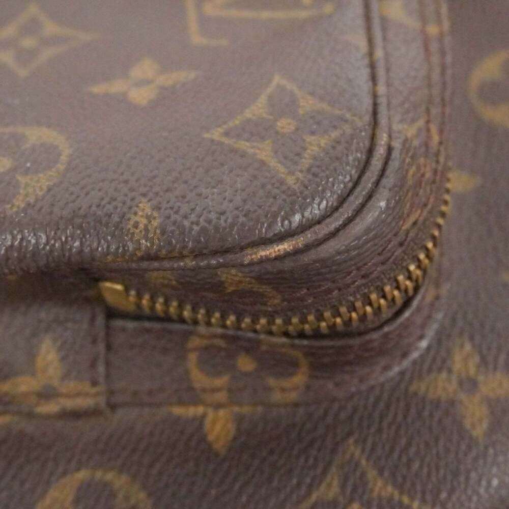 LOUIS VUITTON Authentic Brown Monogram Backpack - Picture 12 of 16